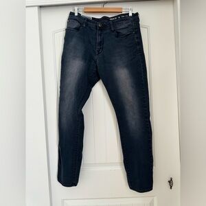 MBX Mens Jeans Denim Dark Wash Distressed Classic Blue Athletic Fit Size W34/L32
